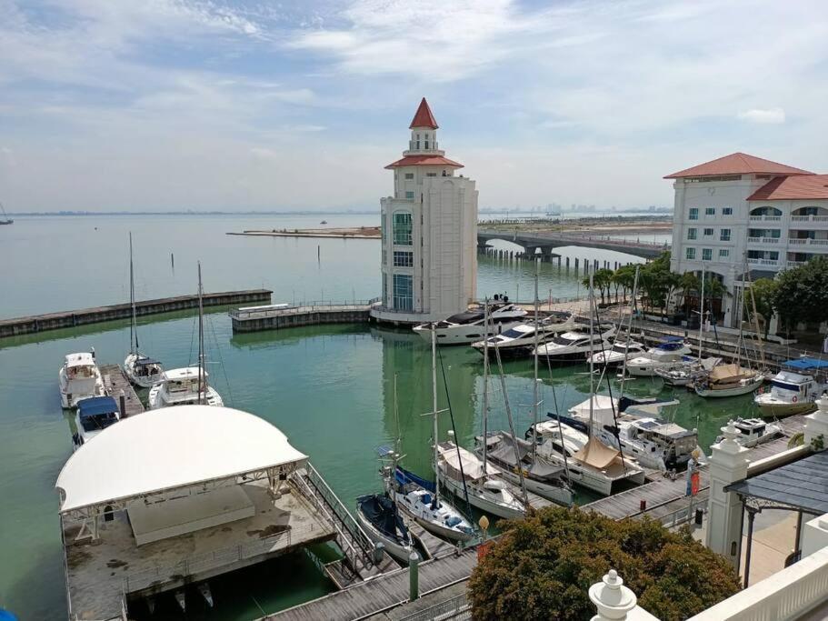 Perfect Marina Stay@ Strait Quay /W Big Balcony + Carpark Bagan Jermal Exterior foto