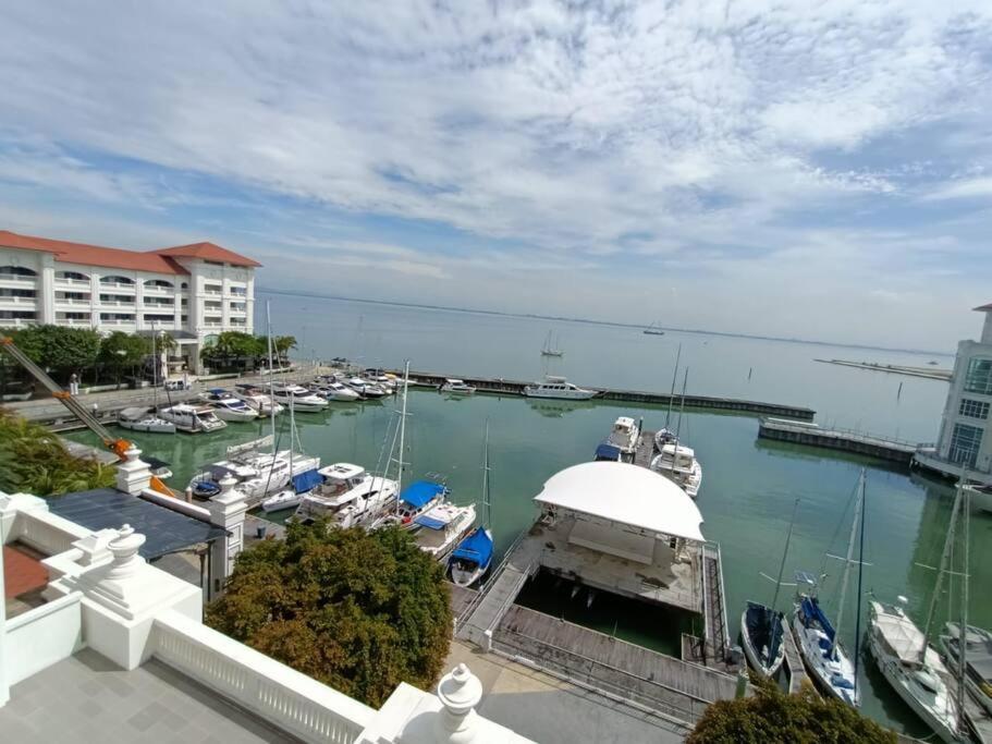 Perfect Marina Stay@ Strait Quay /W Big Balcony + Carpark Bagan Jermal Exterior foto